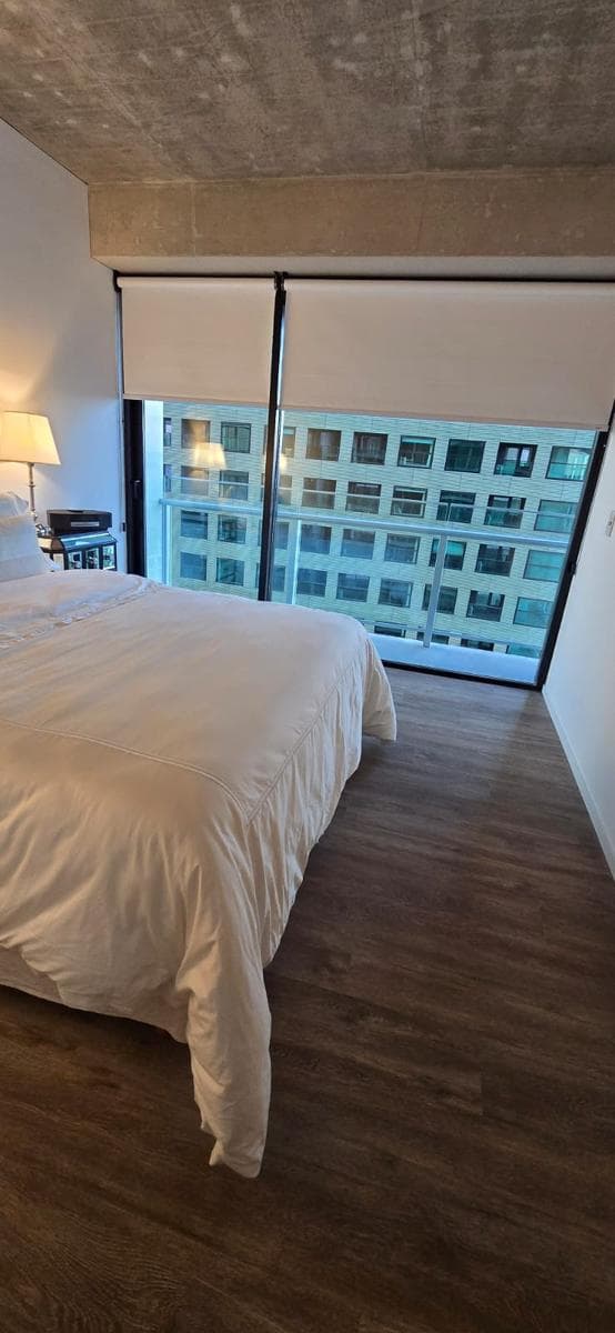 3-Room Apartment for Sale in Puerto Madero, Fully Furnished with Parking Space, 21st Floor, Quartier del Bajo