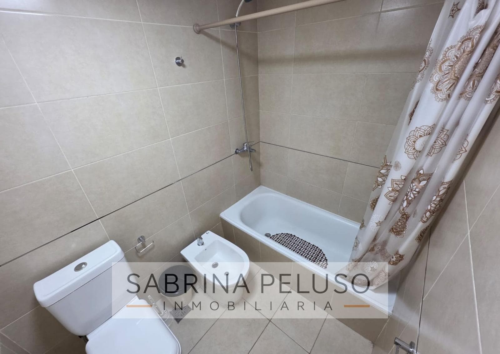 ALQUILER Departamento 2 amb. con cochera- Complejo la Palmera- Moreno