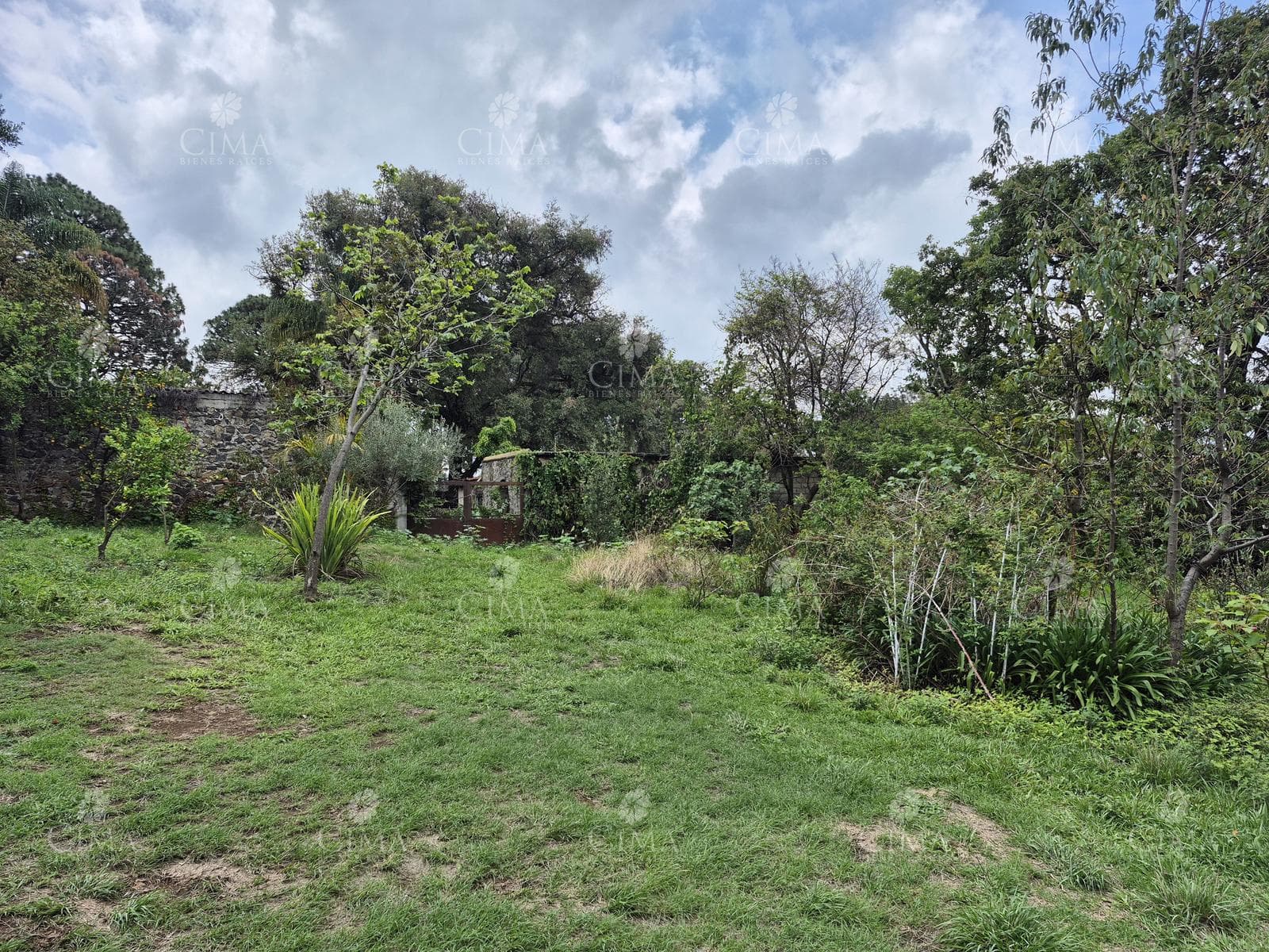 Land: Land for Sale in Santa María Ahuacatitlán - T78
