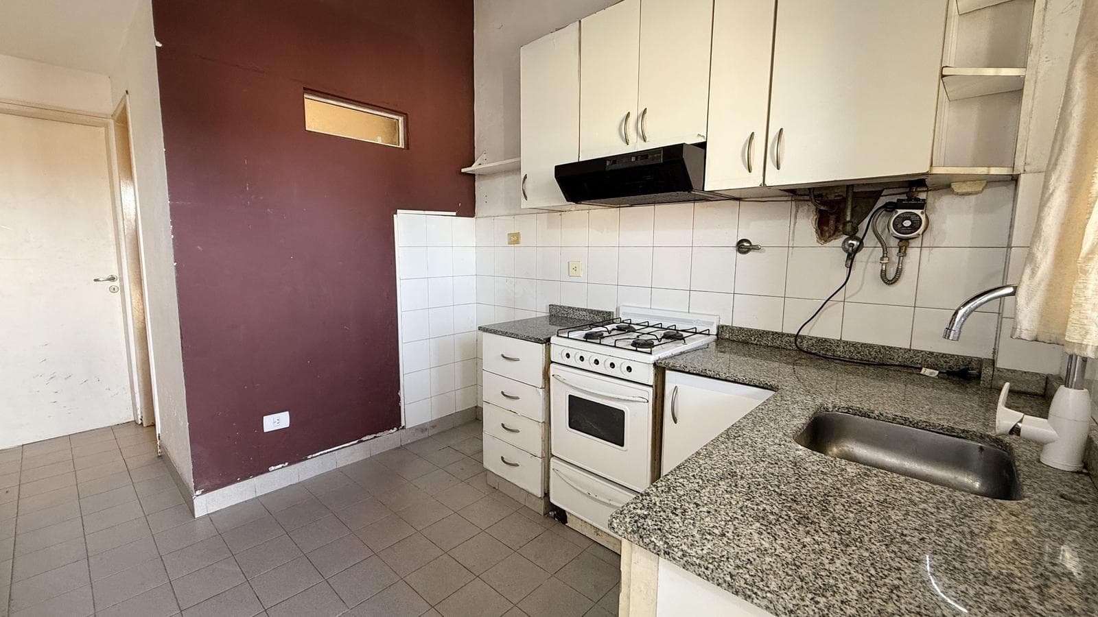 Multi-family property for sale in San Isidro. Attention investors: a great opportunity!!