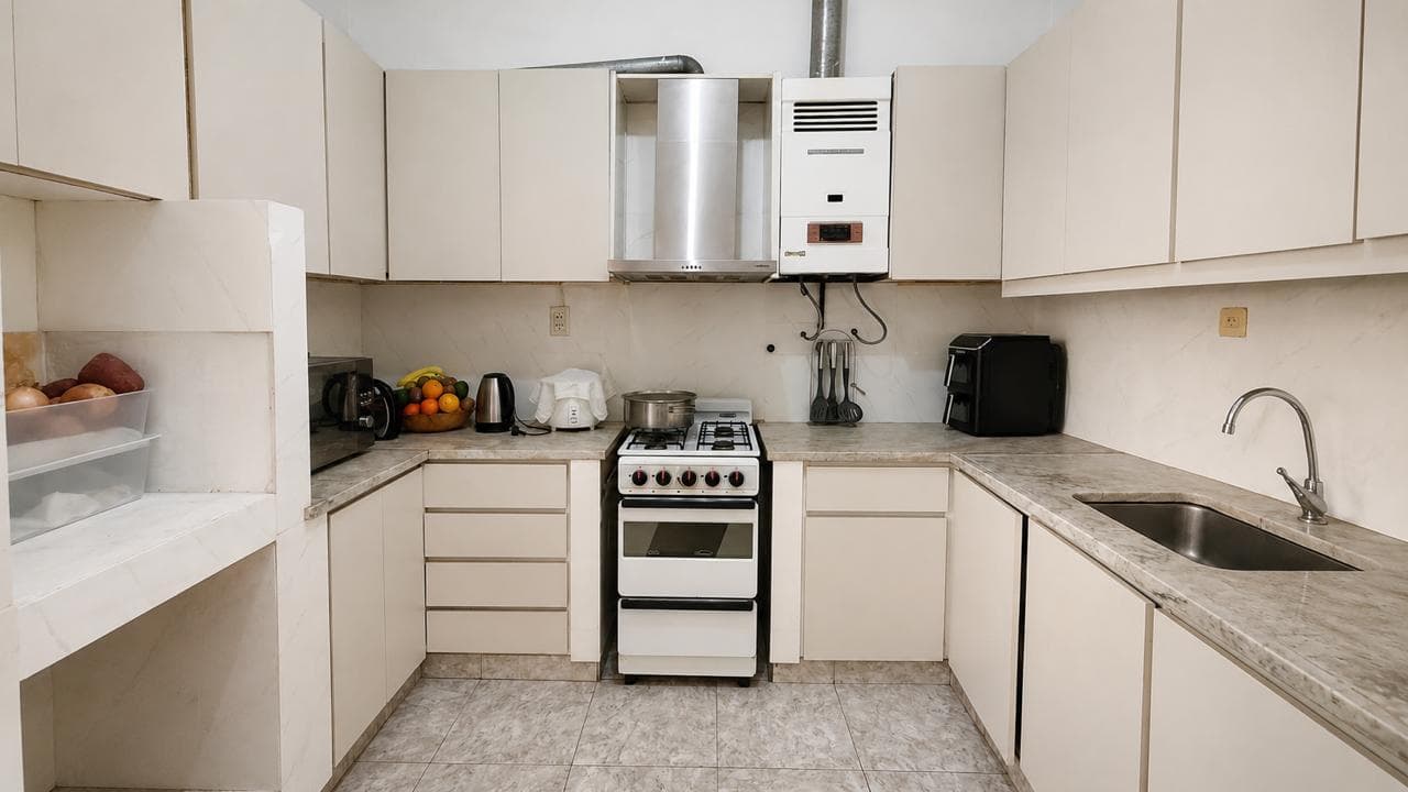 Multi-family property for sale in San Isidro. Attention investors: a great opportunity!!