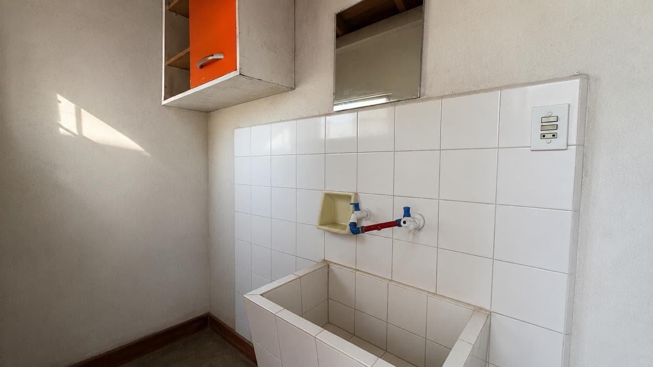 Multi-family property for sale in San Isidro. Attention investors: a great opportunity!!