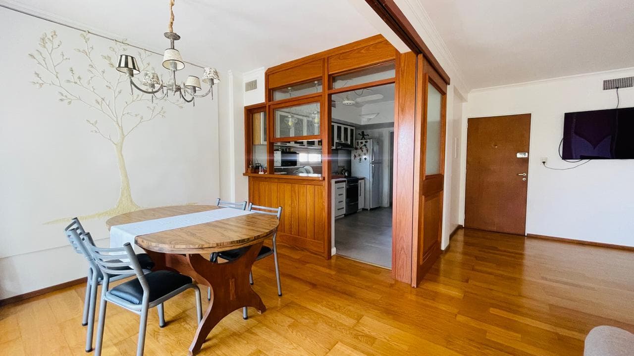 For Sale: 3-Bedroom Apartment with Garage in the Martin Neighborhood