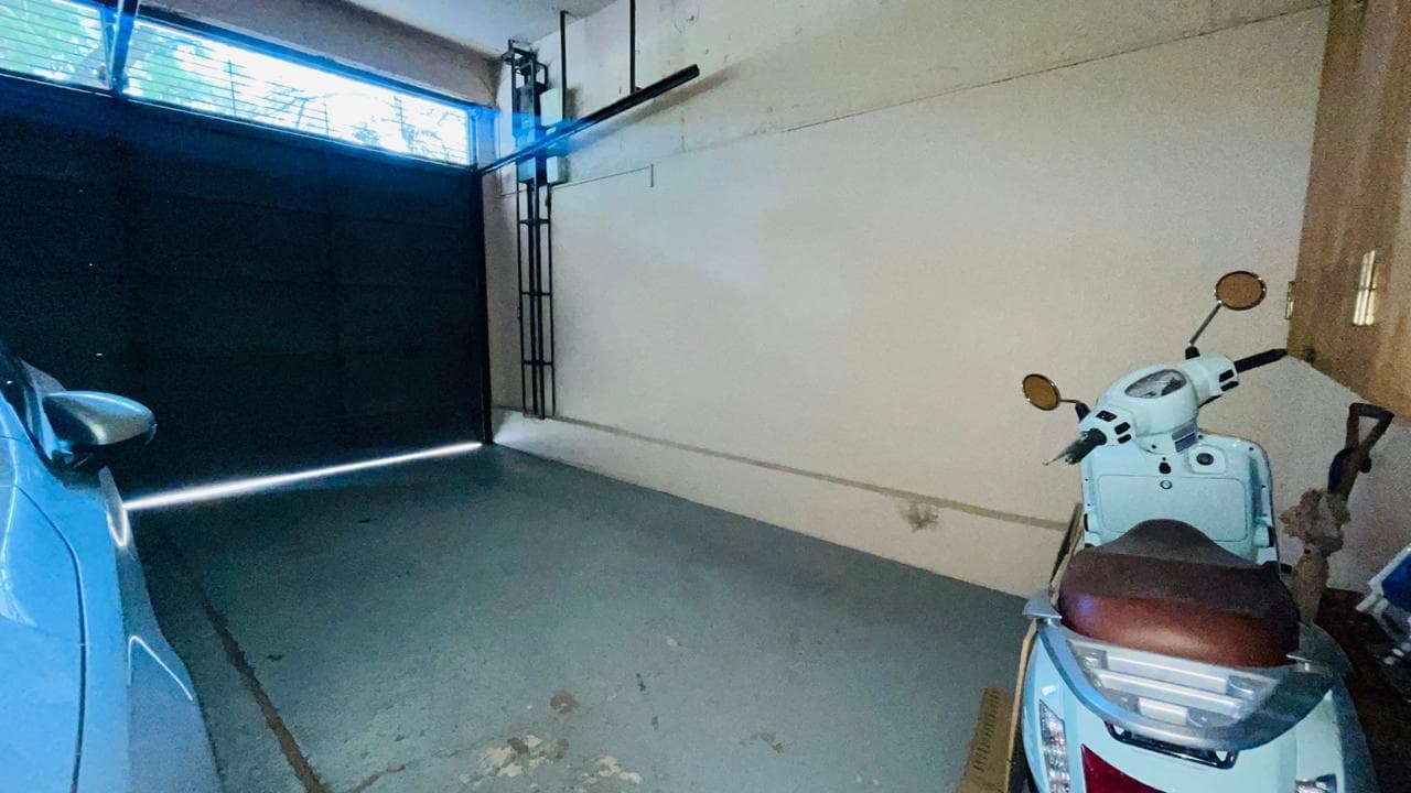 For Sale: 3-Bedroom Apartment with Garage in the Martin Neighborhood