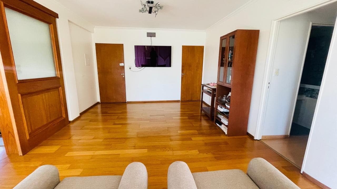 For Sale: 3-Bedroom Apartment with Garage in the Martin Neighborhood