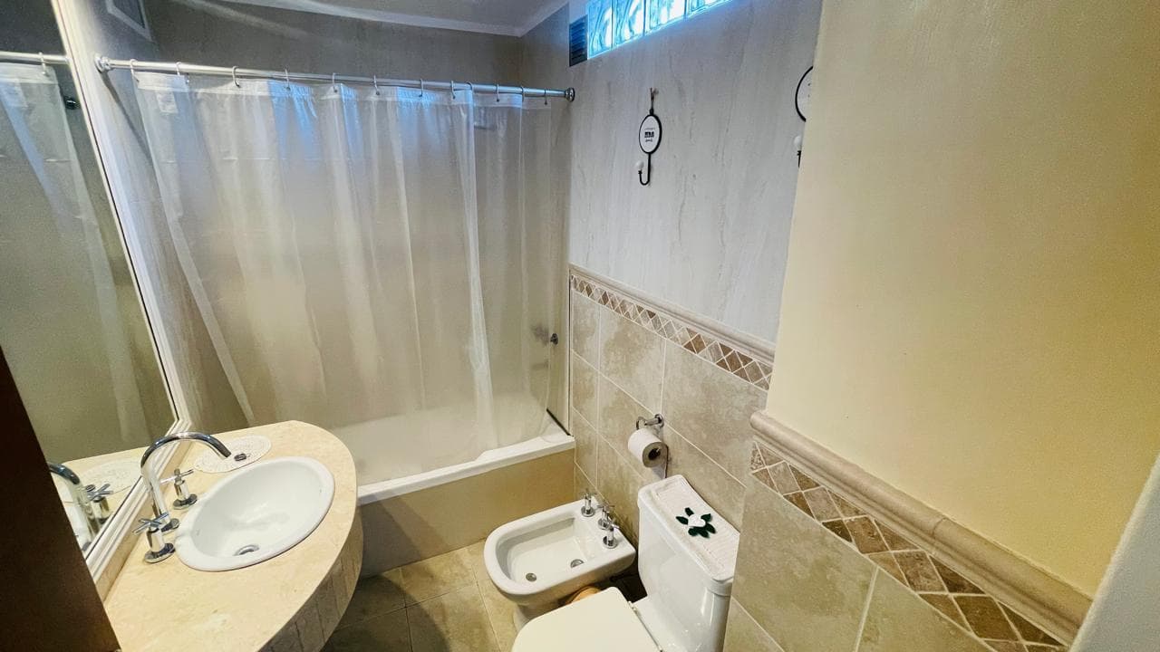 For Sale: 3-Bedroom Apartment with Garage in the Martin Neighborhood