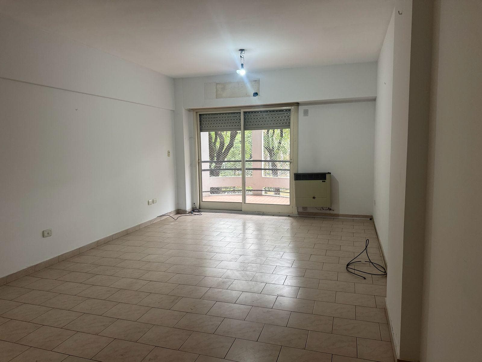 3-room apartment with garage in Flores