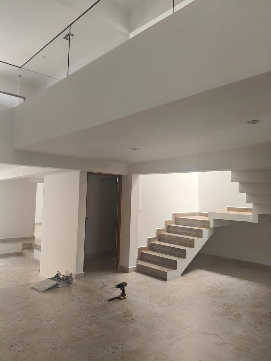 Offices for rent on the second floor