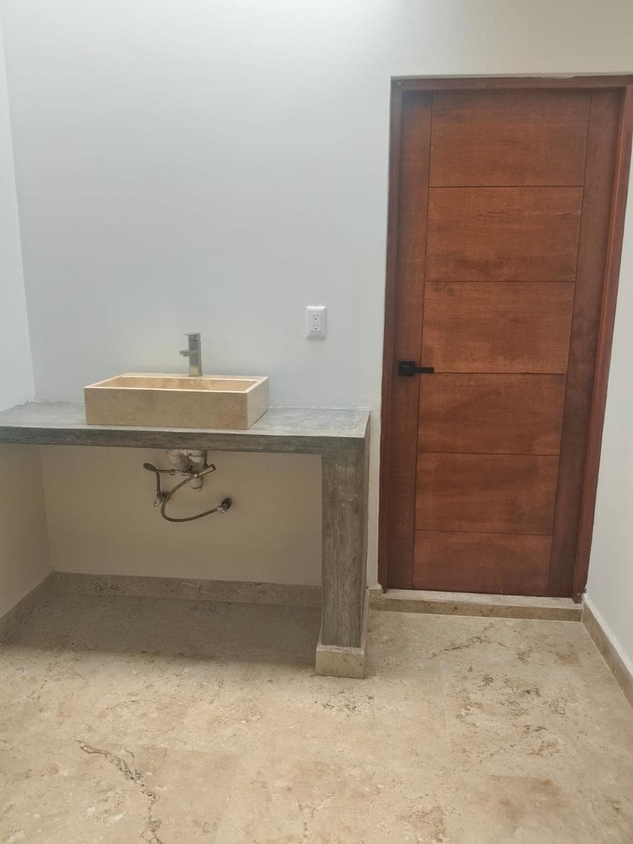 Offices for rent on the second floor