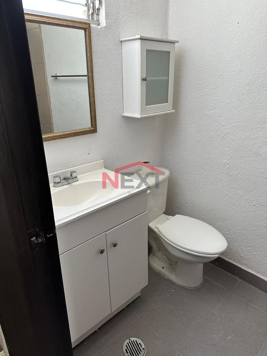 APARTMENT FOR SALE IN COL. LOMAS ALTAS
