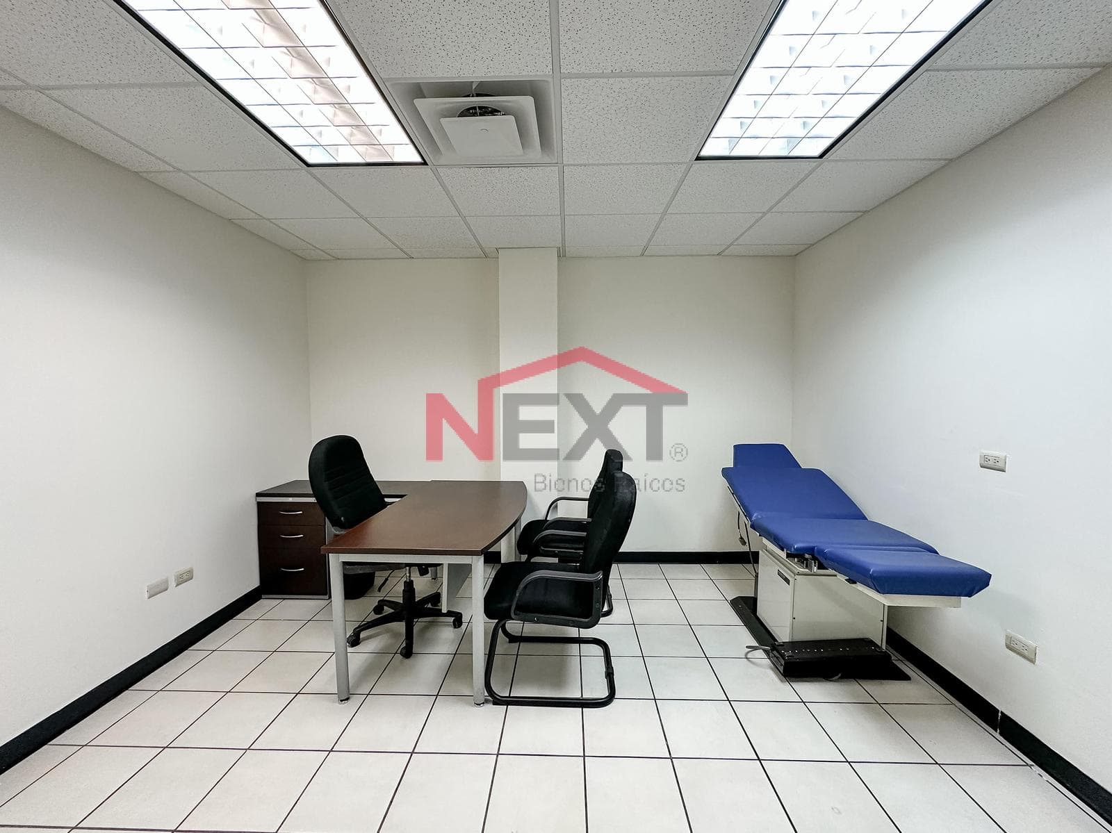 OFFICES FOR RENT AT CENTRO MÉDICO DEL RÍO
