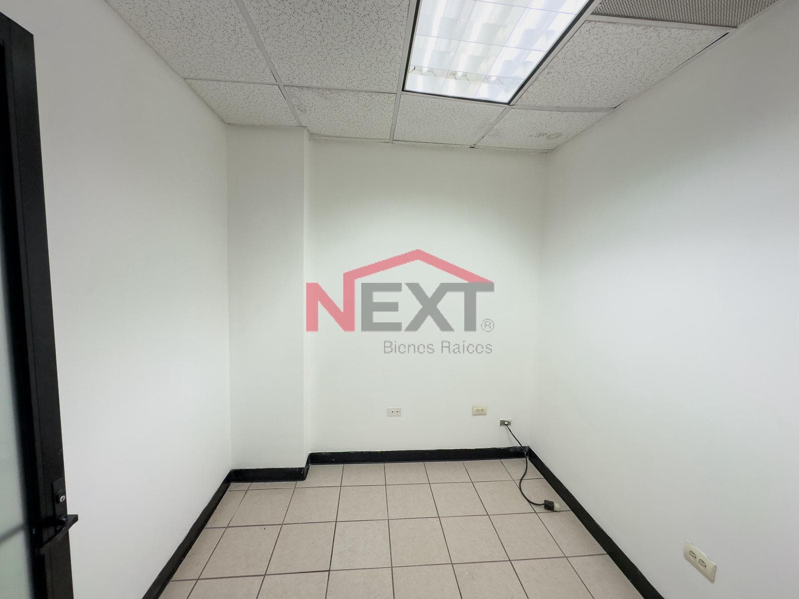 OFFICES FOR RENT AT CENTRO MÉDICO DEL RÍO