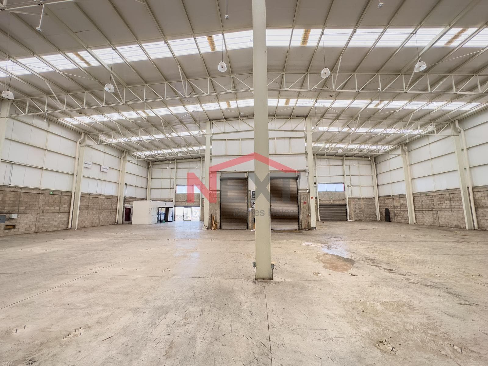 INDUSTRIAL BUILDING FOR RENT ON THE ROAD TO BAHIA DE KINO