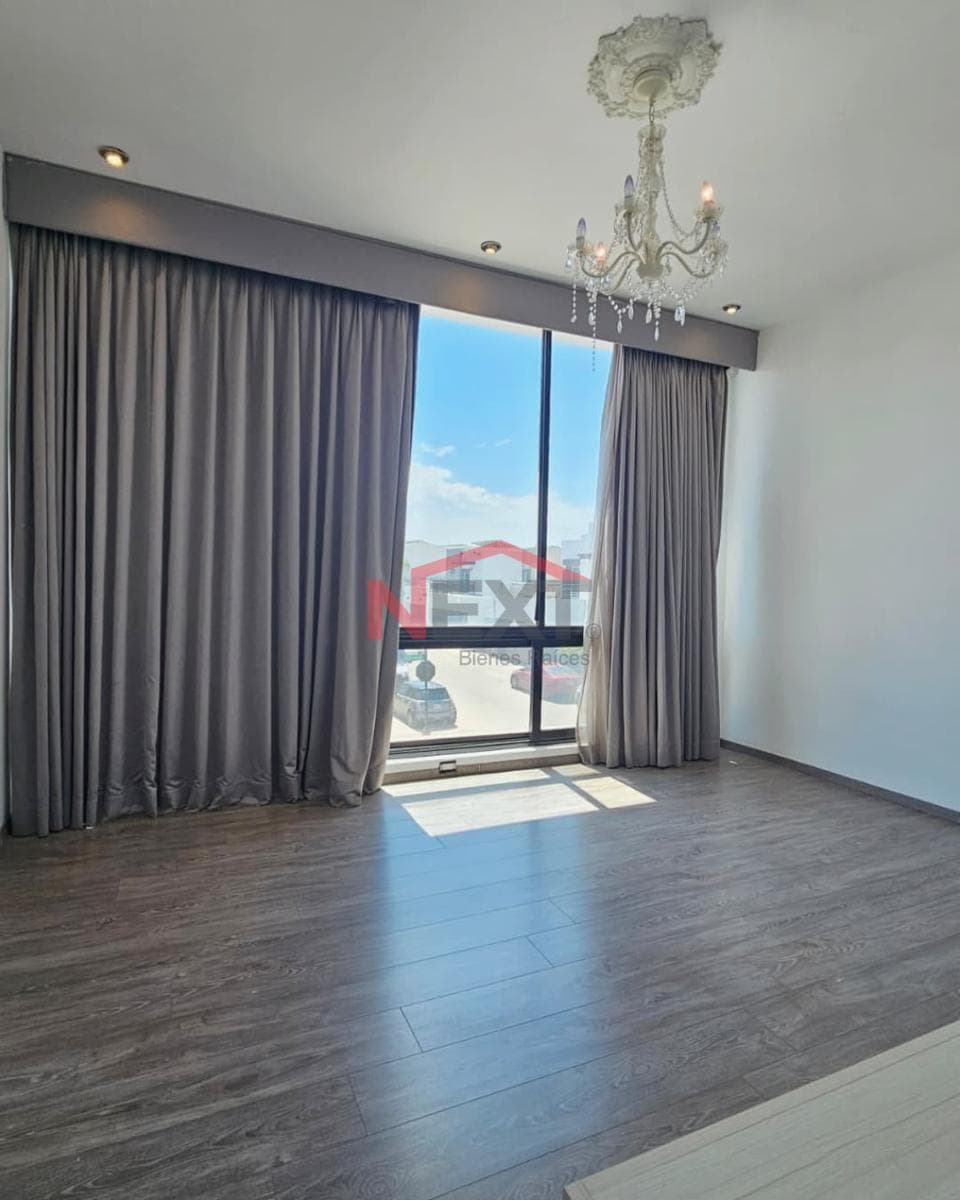 HOUSE FOR SALE IN LOS SANTOS RESIDENCIAL