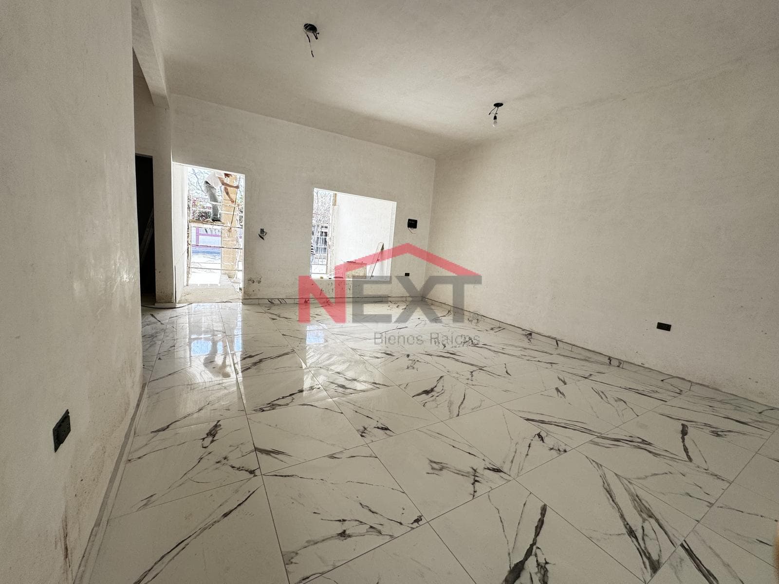 HOUSE FOR SALE IN COL. SOLIDARIDAD