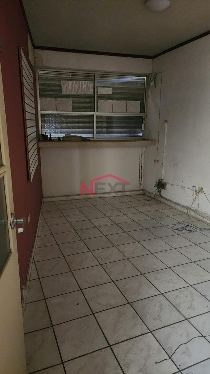 HOUSE/OFFICE FOR SALE IN COL. CENTENARIO