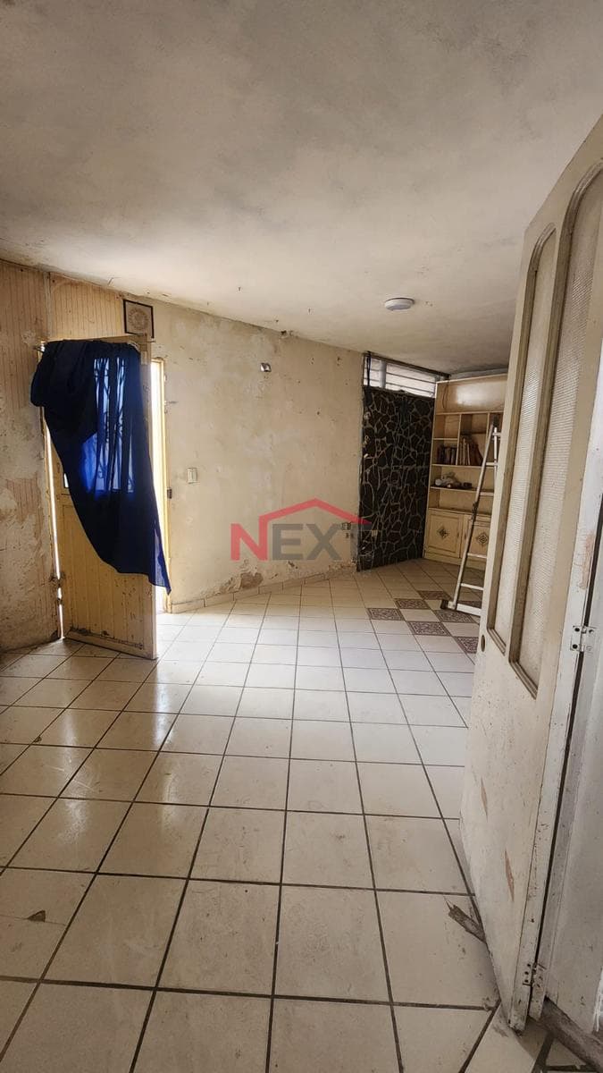 HOUSE/OFFICE FOR SALE IN COL. CENTENARIO