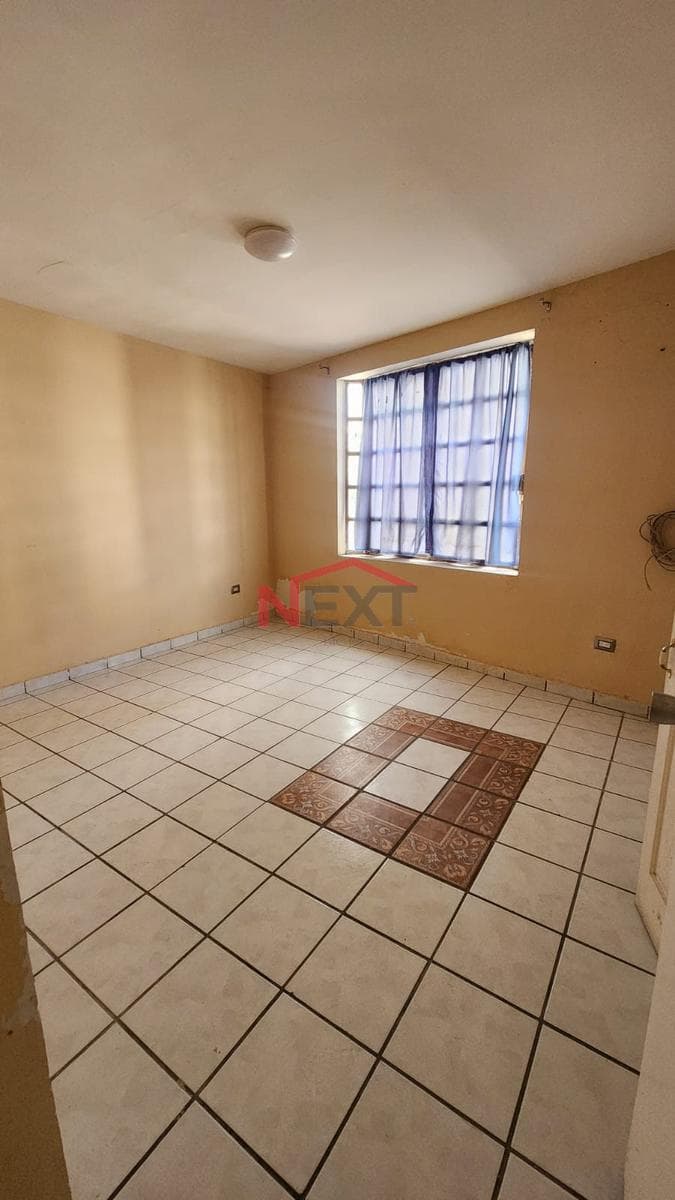 HOUSE/OFFICE FOR SALE IN COL. CENTENARIO