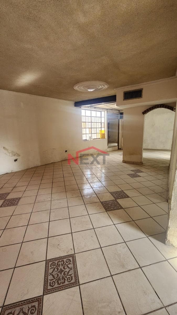 HOUSE/OFFICE FOR SALE IN COL. CENTENARIO