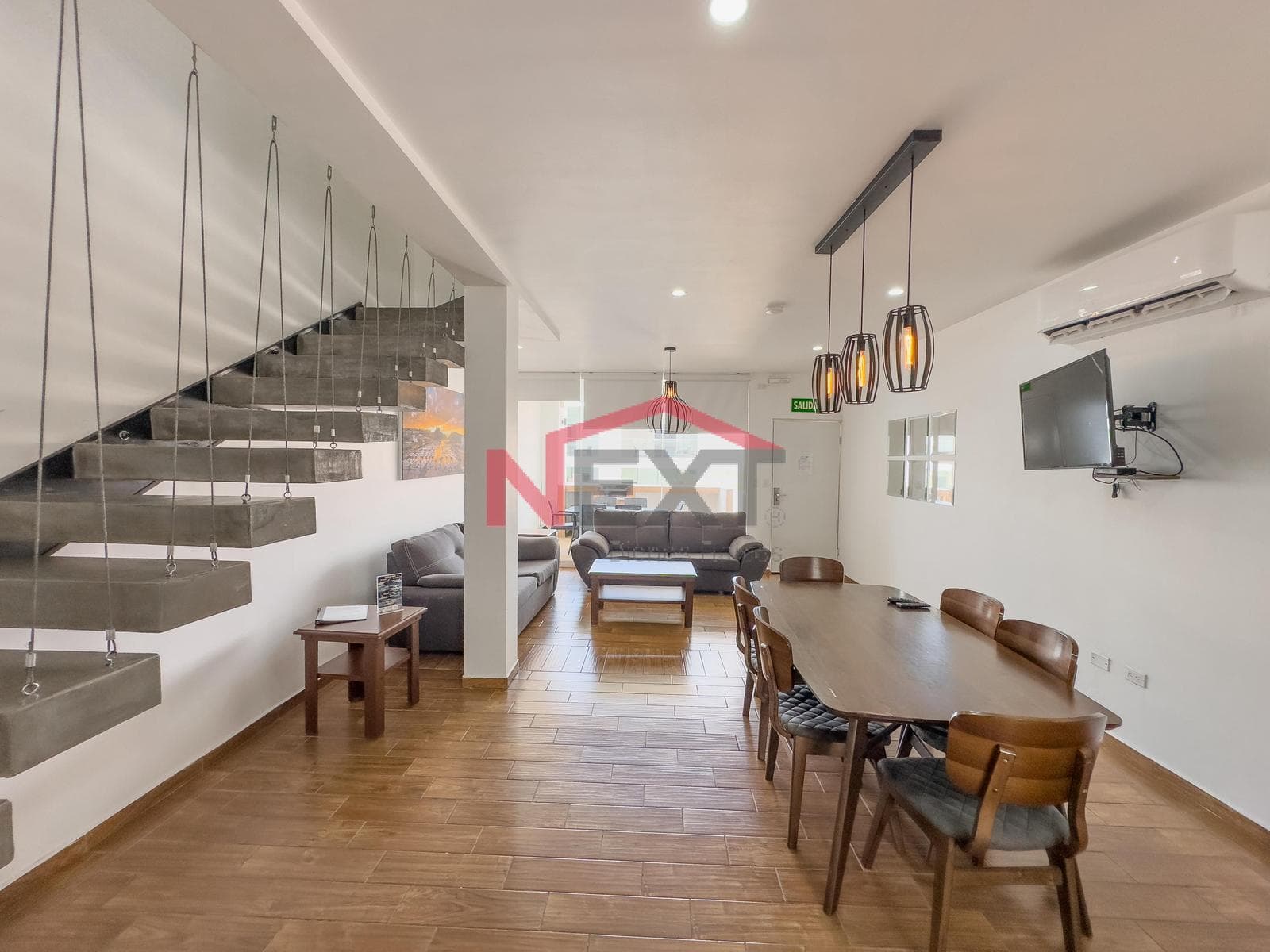 COMPLEX WITH SEVEN APARTMENTS FOR SALE