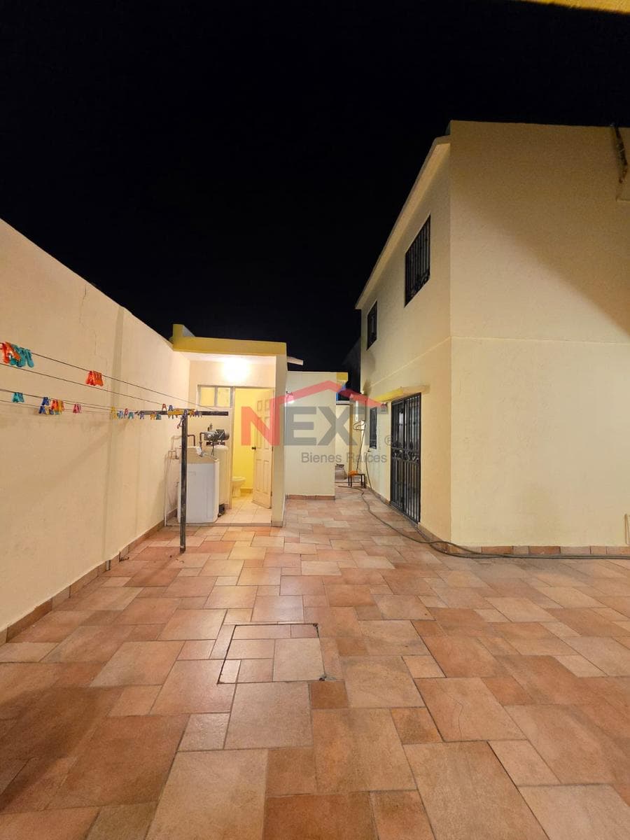 HOUSE FOR SALE IN MONTECARLO RESIDENTIAL