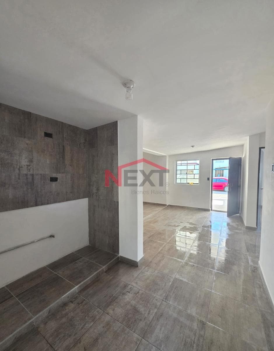 HOUSE FOR SALE IN COL. SANTA ISABEL