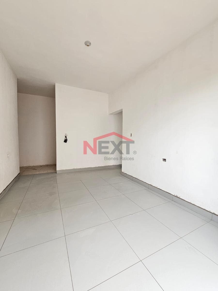 HOUSE FOR SALE IN COL. PALO VERDE