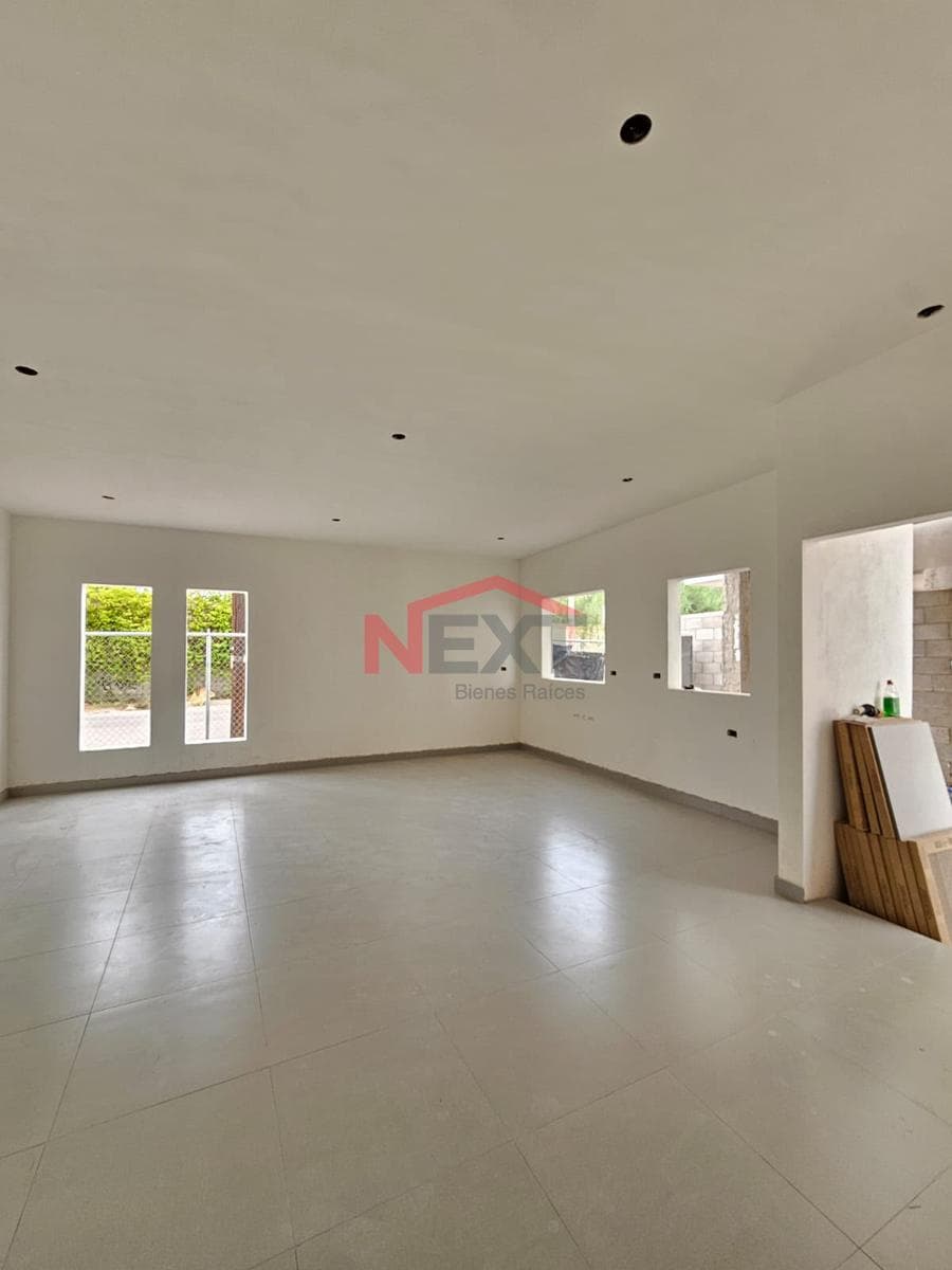 HOUSE FOR SALE IN COL. PALO VERDE