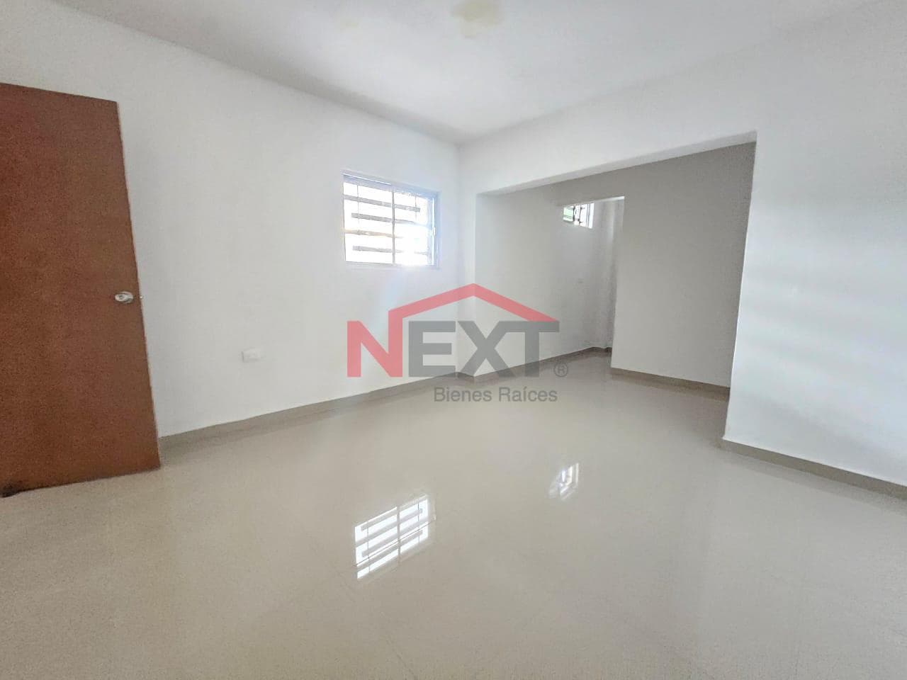 HOUSE FOR SALE IN THE EUSEBIO KINO NEIGHBORHOOD
