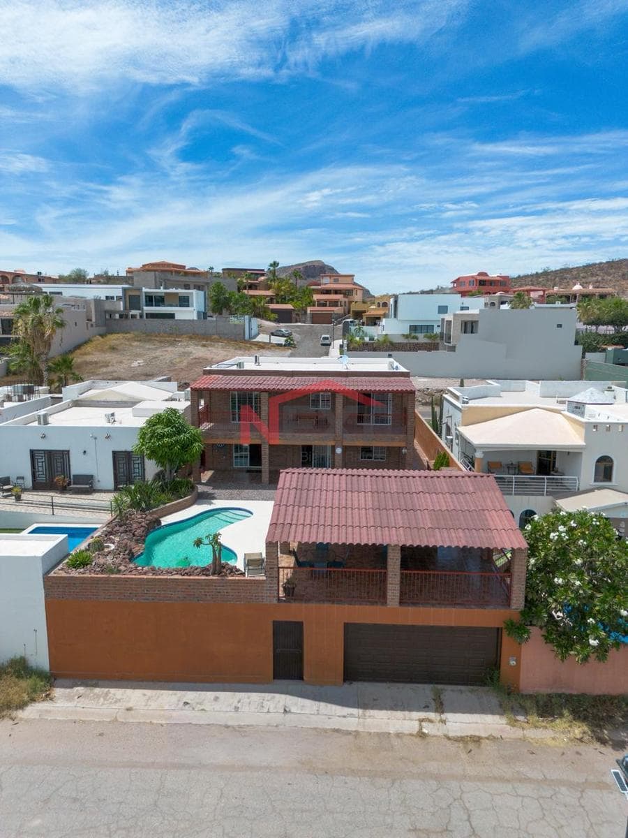 FURNISHED HOUSE FOR SALE IN LOMA BELLA, SAN CARLOS