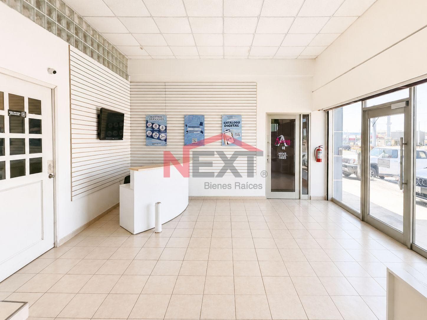 COMMERCIAL PROPERTY WITH SOLAR PANELS FOR SALE