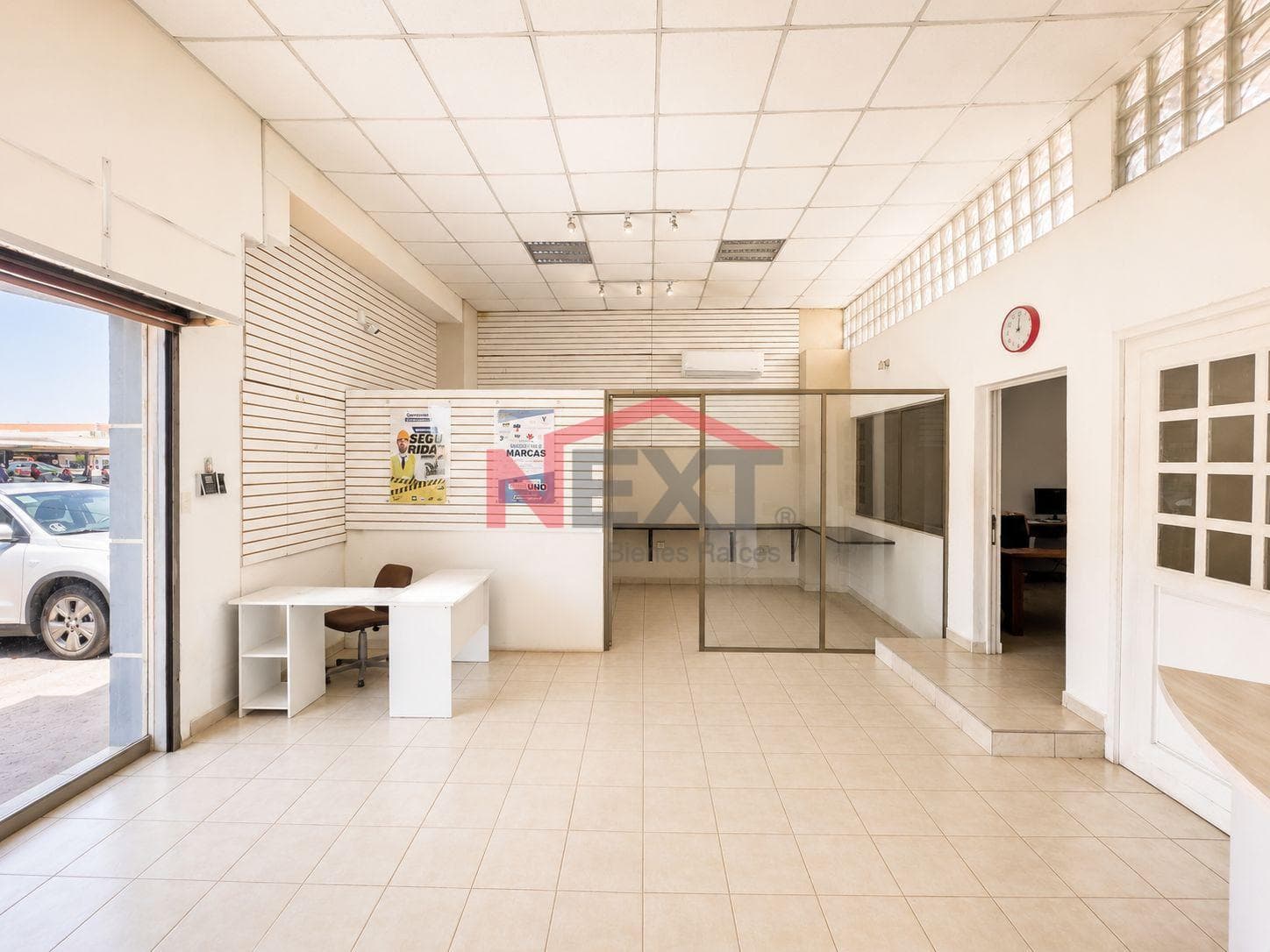 COMMERCIAL PROPERTY WITH SOLAR PANELS FOR SALE
