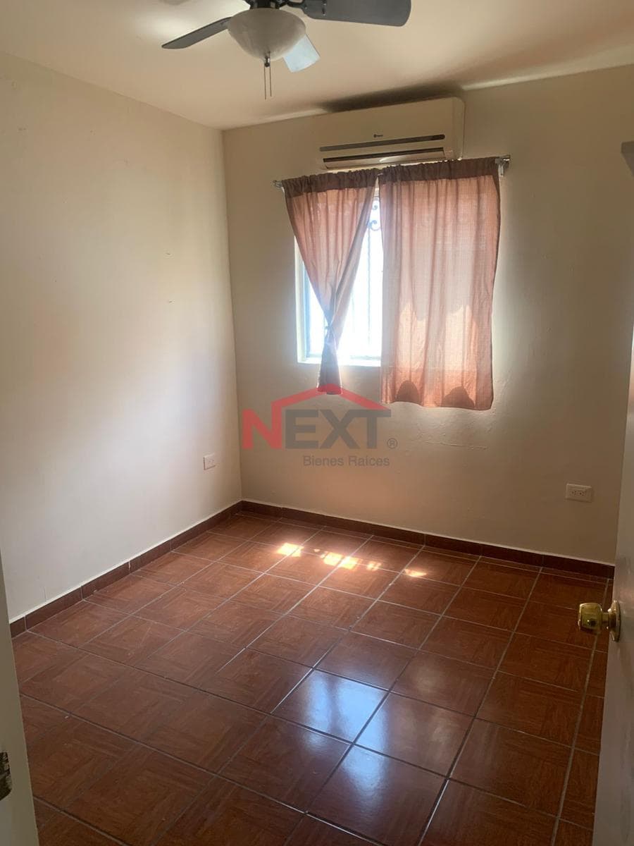 HOUSE FOR SALE IN LOS ENCINOS II NEIGHBORHOOD