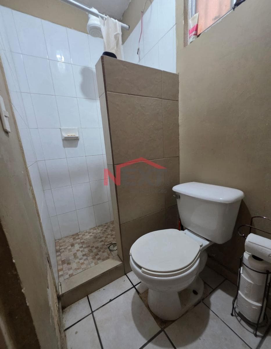 HOUSE FOR SALE IN THE VILLA DEL REAL NEIGHBORHOOD