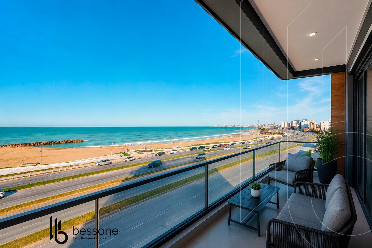 OCEAN-VIEW APARTMENT IN POZO, MAR DEL PLATA
