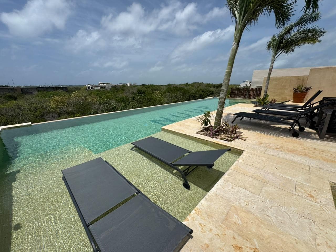 1-Bedroom Apartment with a Plunge Pool