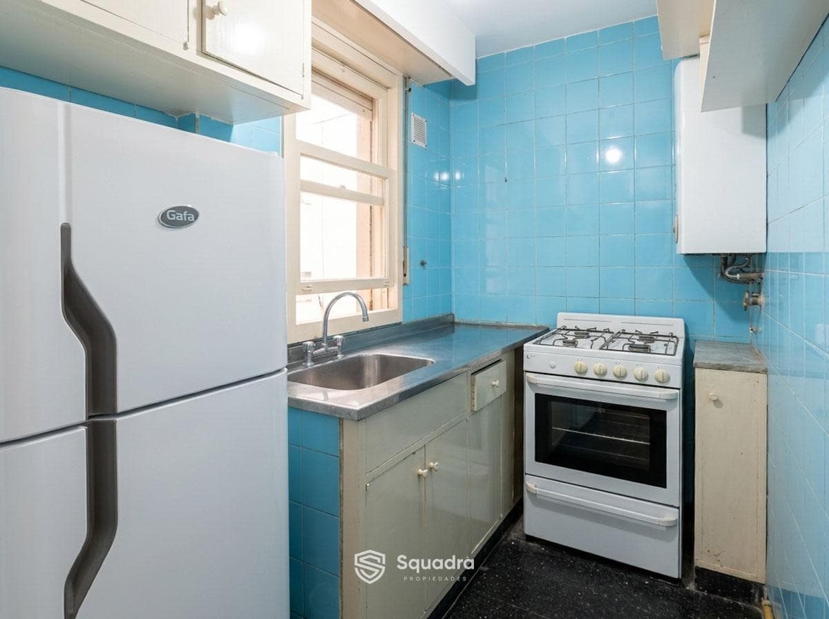 FOR SALE - One-bedroom apartment facing the street - Downtown, Rosario.