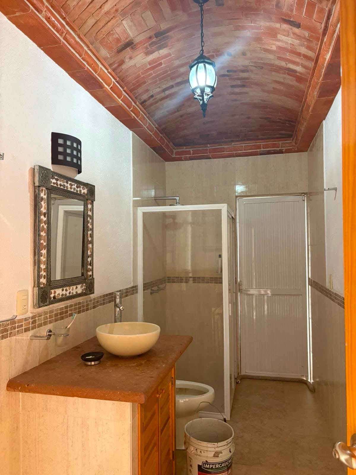 HOUSE FOR SALE AT THE TEQUISQUIAPAN GOLF CLUB, NEXT TO THE FAIRWAY