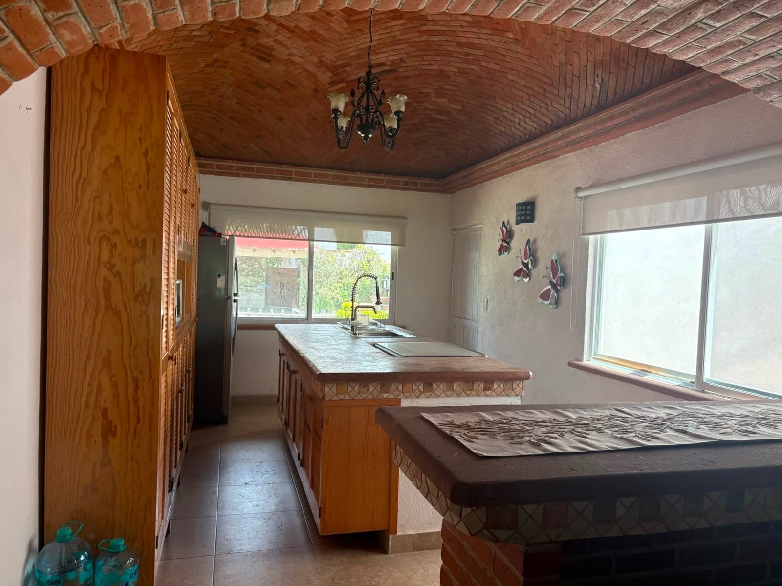 HOUSE FOR SALE AT THE TEQUISQUIAPAN GOLF CLUB, NEXT TO THE FAIRWAY