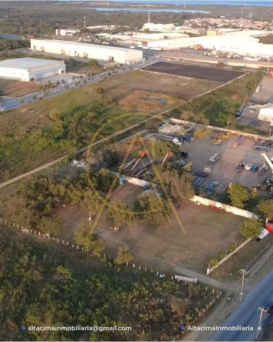 Lot in the Arboledas Subdivision