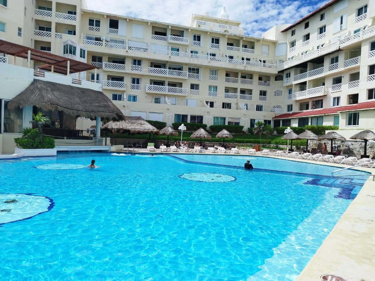 Beachfront Apartment for Sale in Cancún