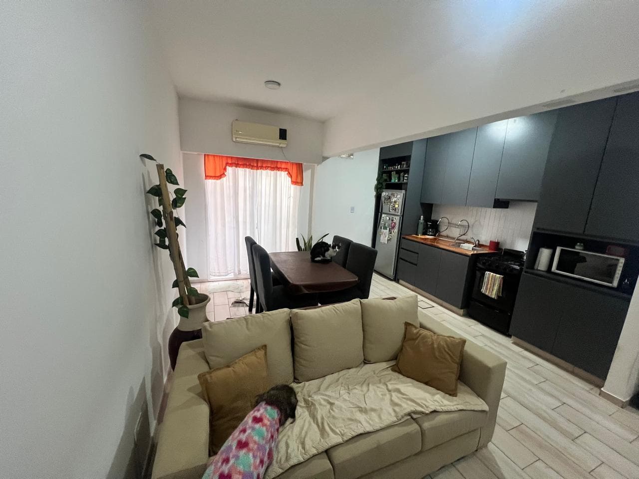 Remedios de Escalada | 2 Bright Rooms, 55 m² | New Kitchen | 15 m² Patio
