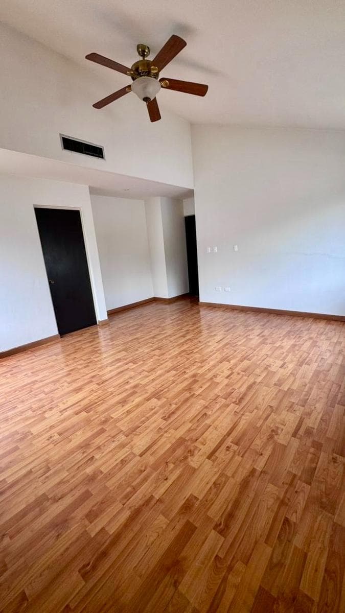 HOUSE FOR RENT IN FUENTES DEL VALLE