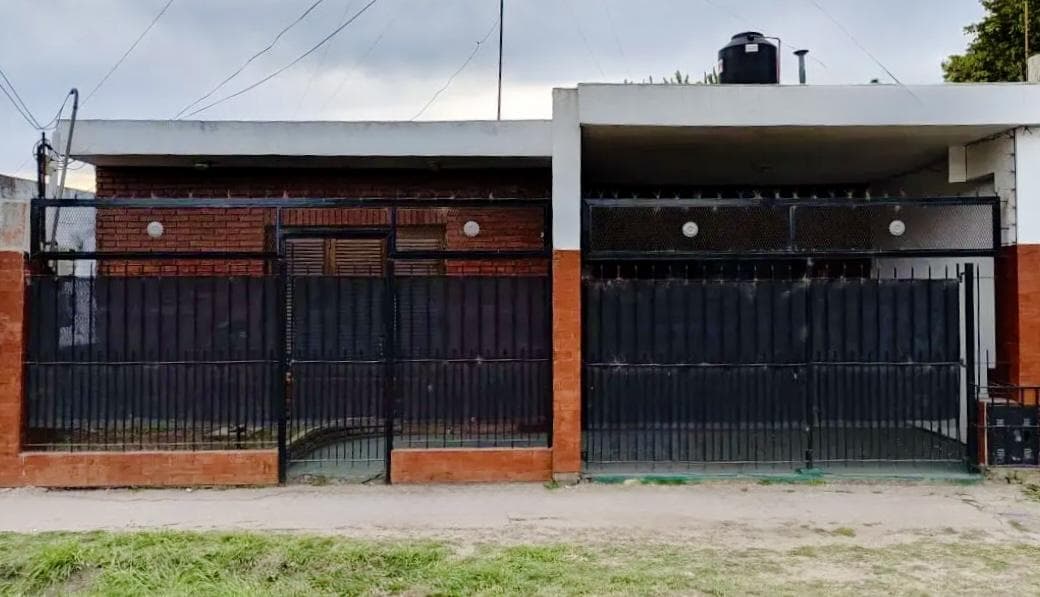 3-ROOM HOUSE FOR SALE IN ZEBALLOS – FLORENCIO VARELA