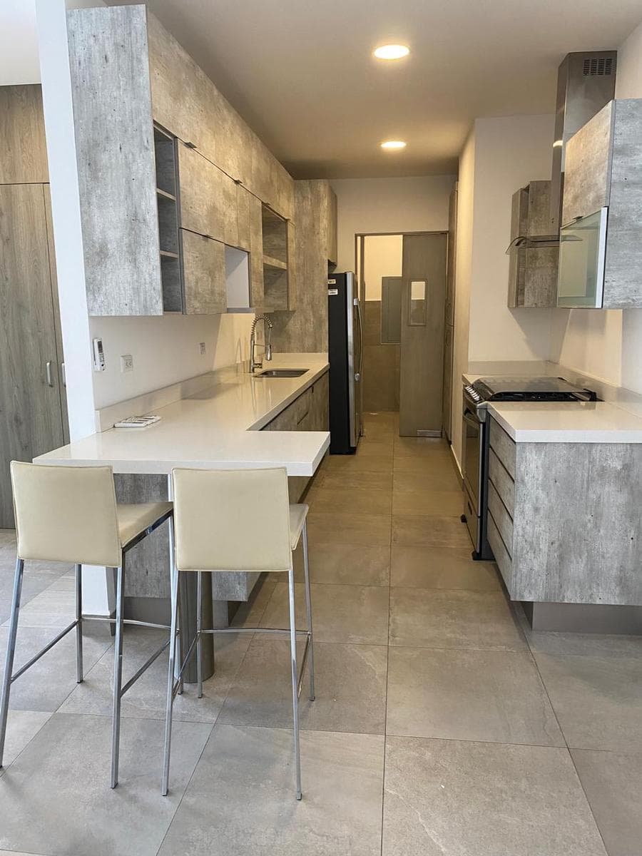 APARTMENT FOR RENT IN TORRE TULE-VALLE PONIENTE