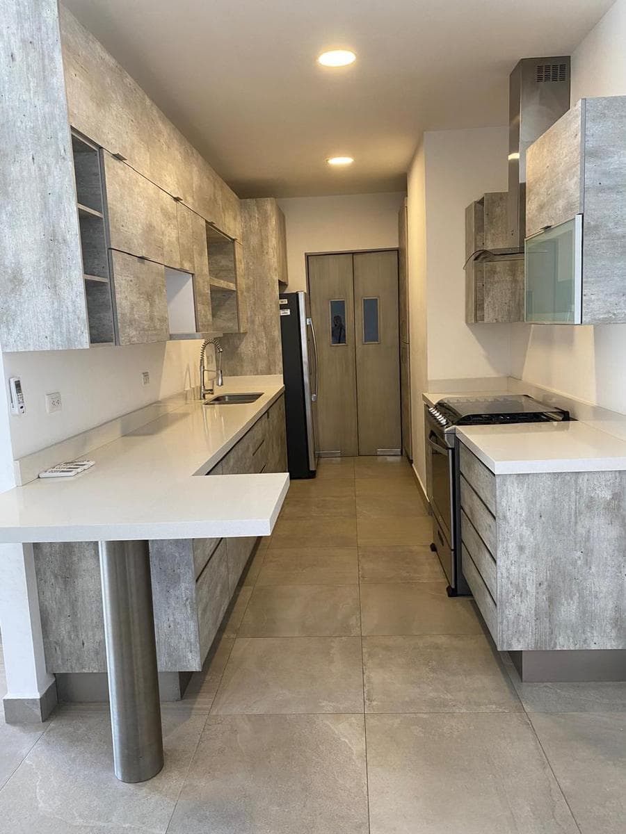 APARTMENT FOR RENT IN TORRE TULE-VALLE PONIENTE