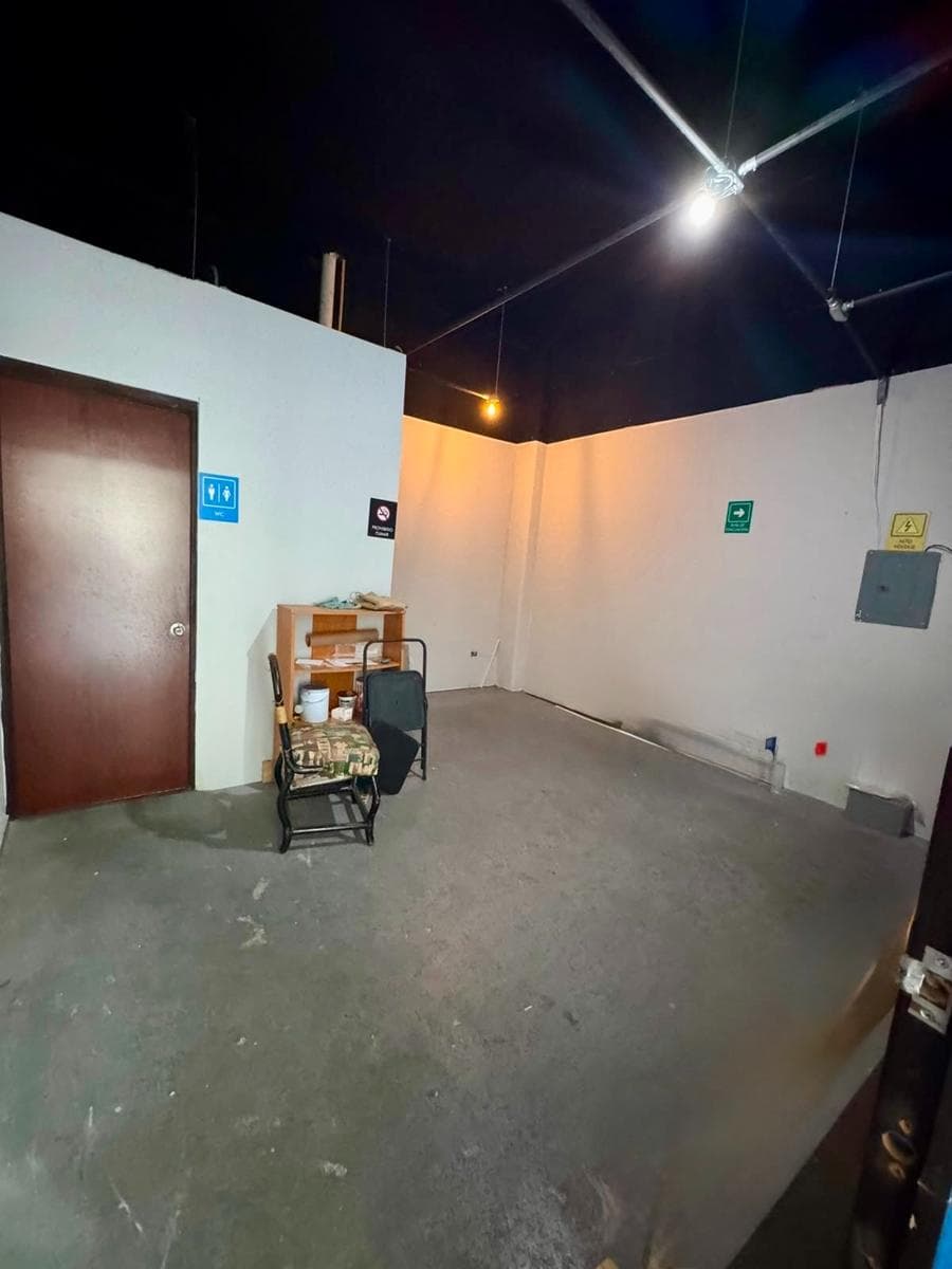 COMMERCIAL SPACE FOR RENT IN SAN JERONIMO
