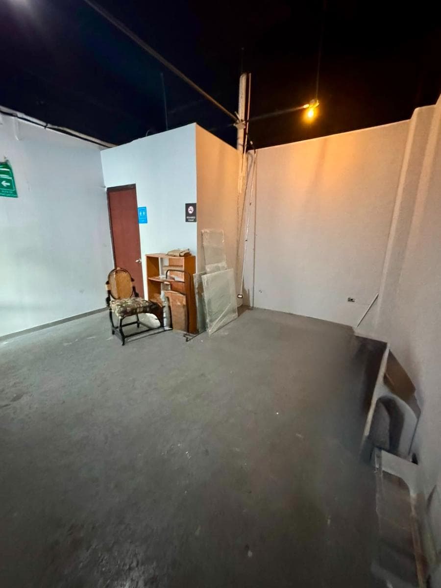 COMMERCIAL SPACE FOR RENT IN SAN JERONIMO