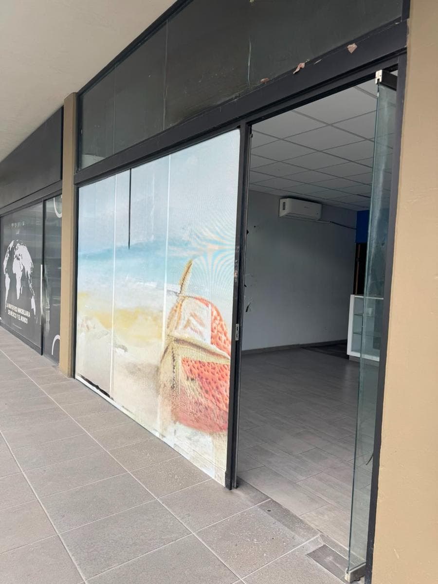 COMMERCIAL SPACE FOR RENT IN SAN JERONIMO