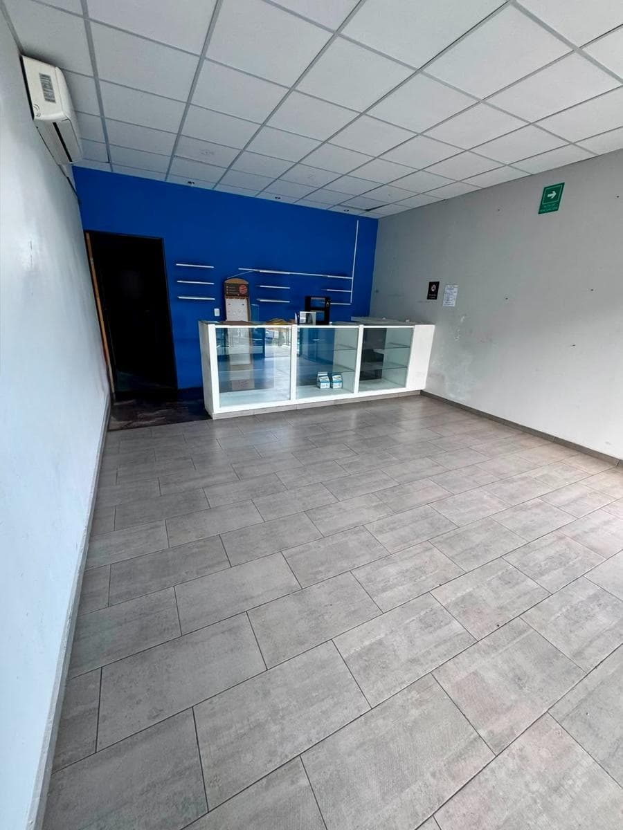 COMMERCIAL SPACE FOR RENT IN SAN JERONIMO